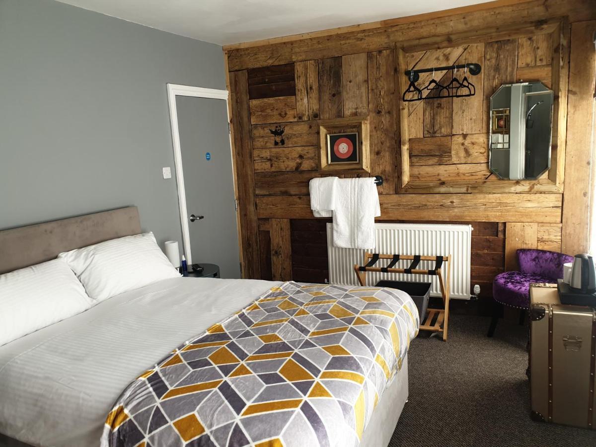 Carpenters Arms Hotel Бостън Екстериор снимка