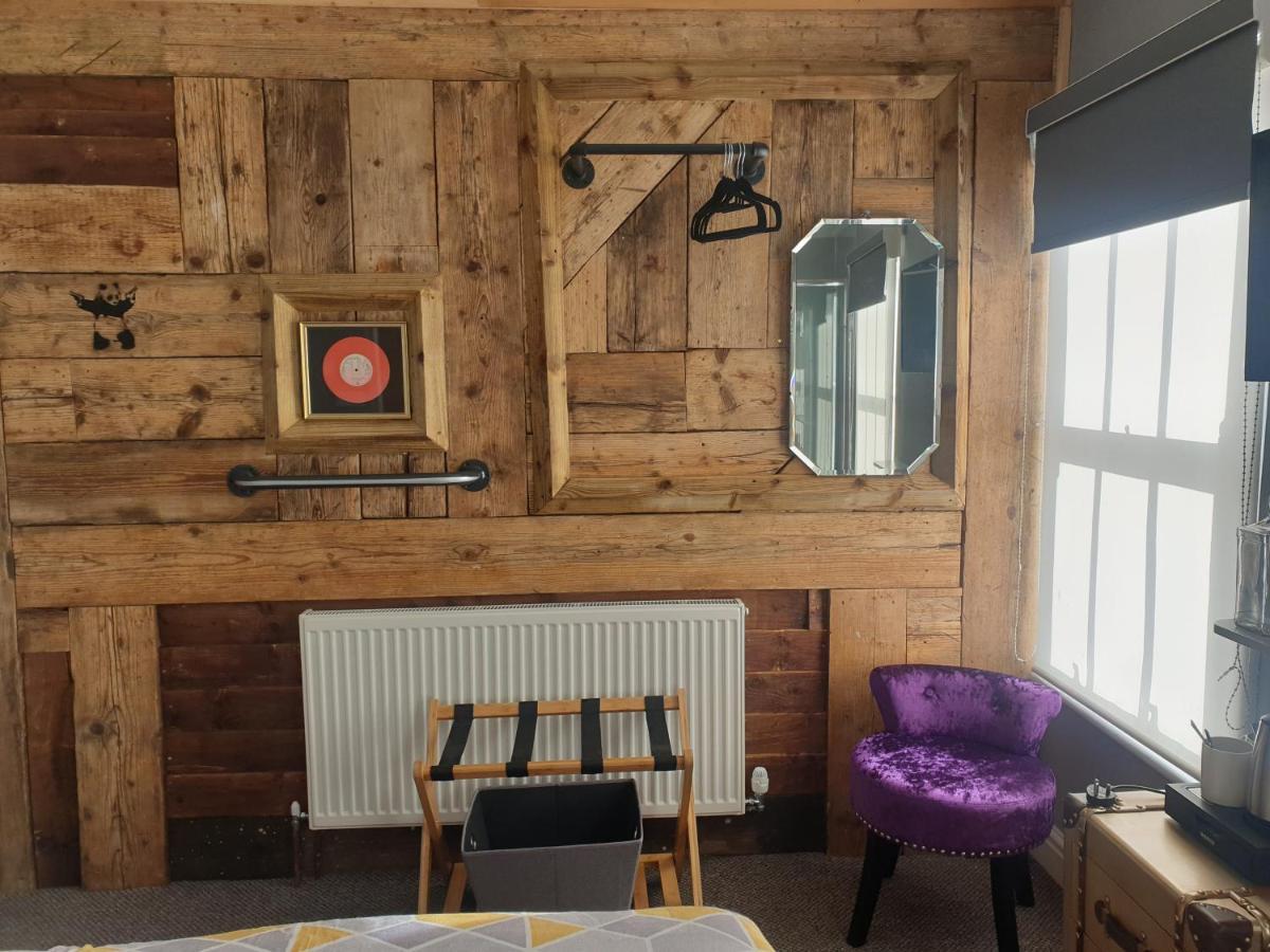 Carpenters Arms Hotel Бостън Екстериор снимка