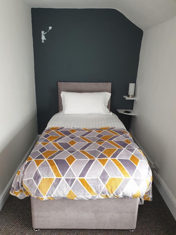 Carpenters Arms Hotel Бостън Екстериор снимка
